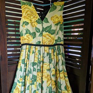 MARC JACOBS Yellow Floral Pleat Midi Dress